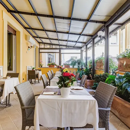 Hotel Cellini