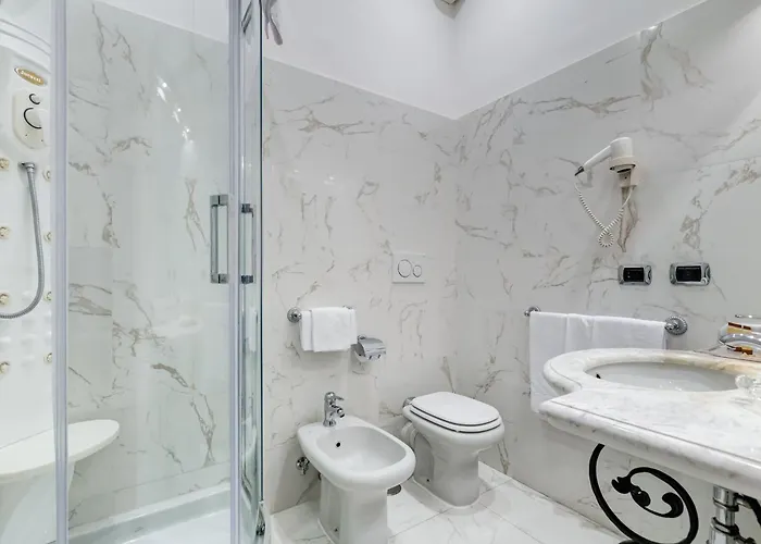 Hotel Cellini 3*