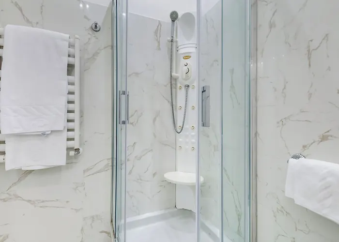 Hotel Cellini Hotel 3*